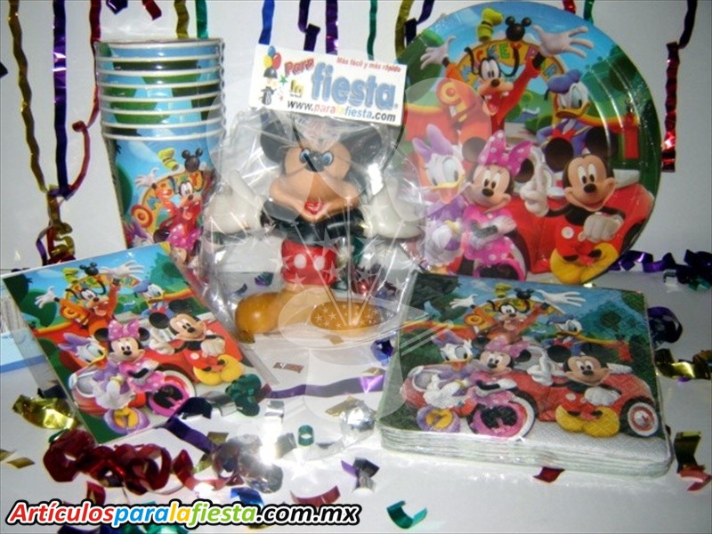 KIT DE MICKEY Y SUS AMIGOS